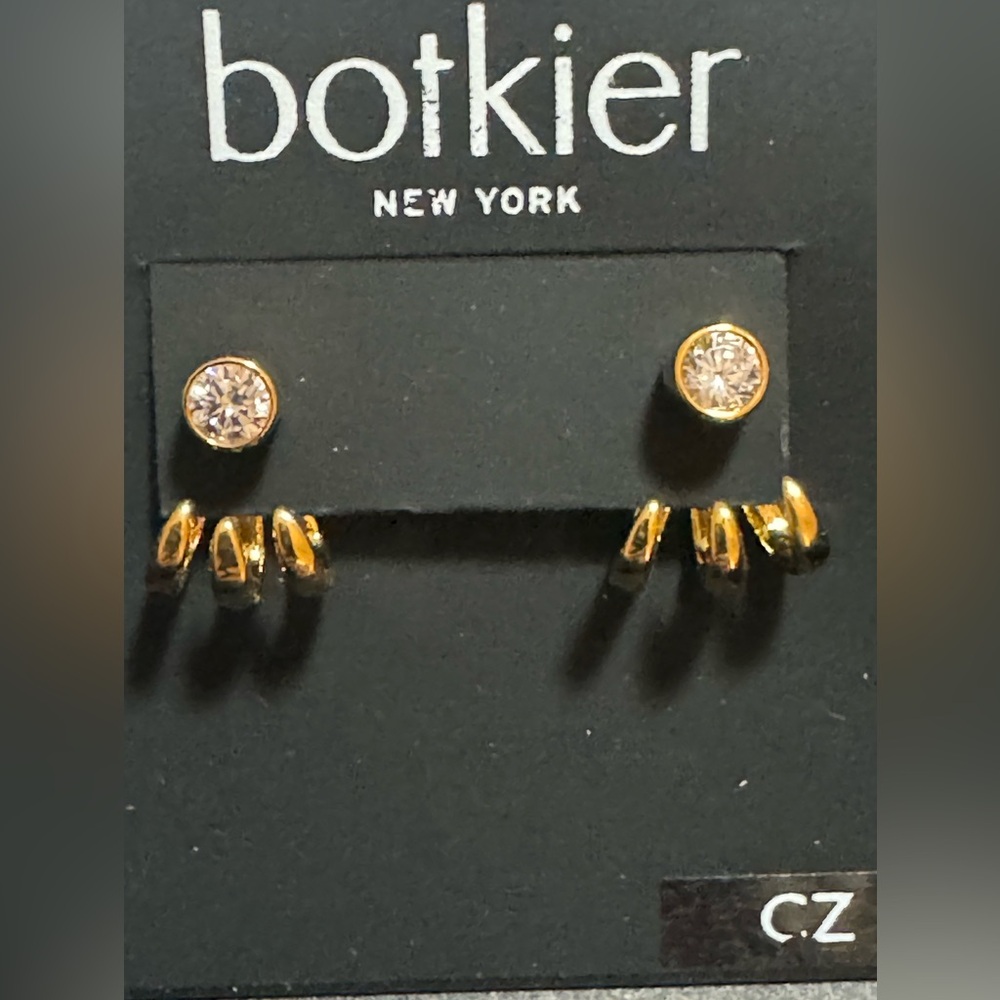 Botiker earrings gold claw earrings